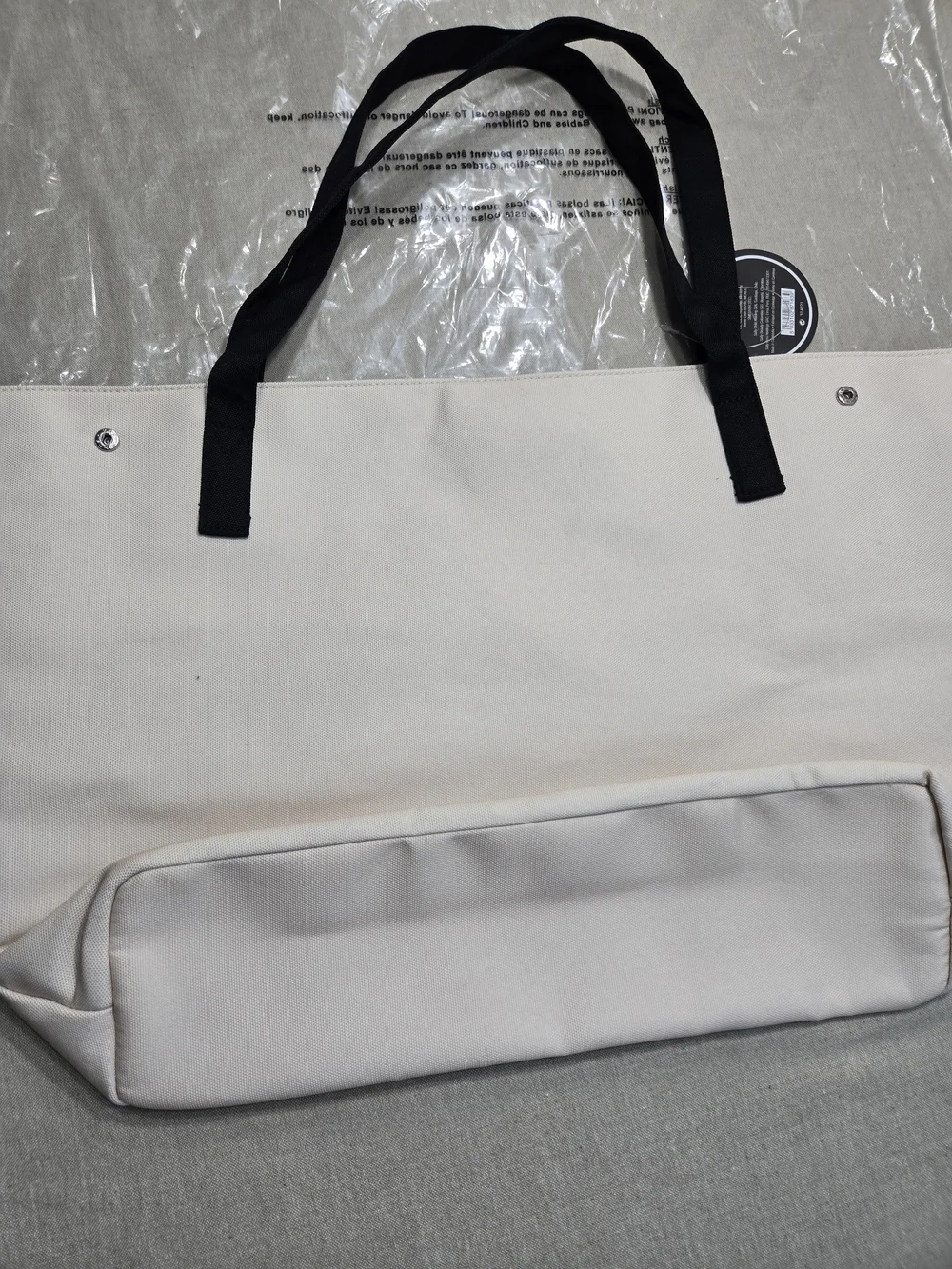 Marvelous Canvas Lipstick Tote Bag with Black Handles - Pink Print NWT
